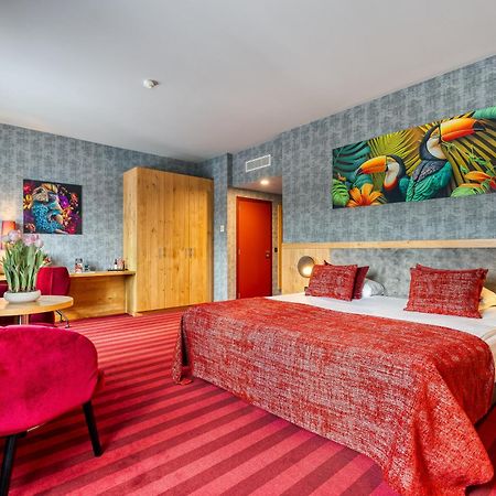 Hotel Verviers Van Der Valk Esterno foto