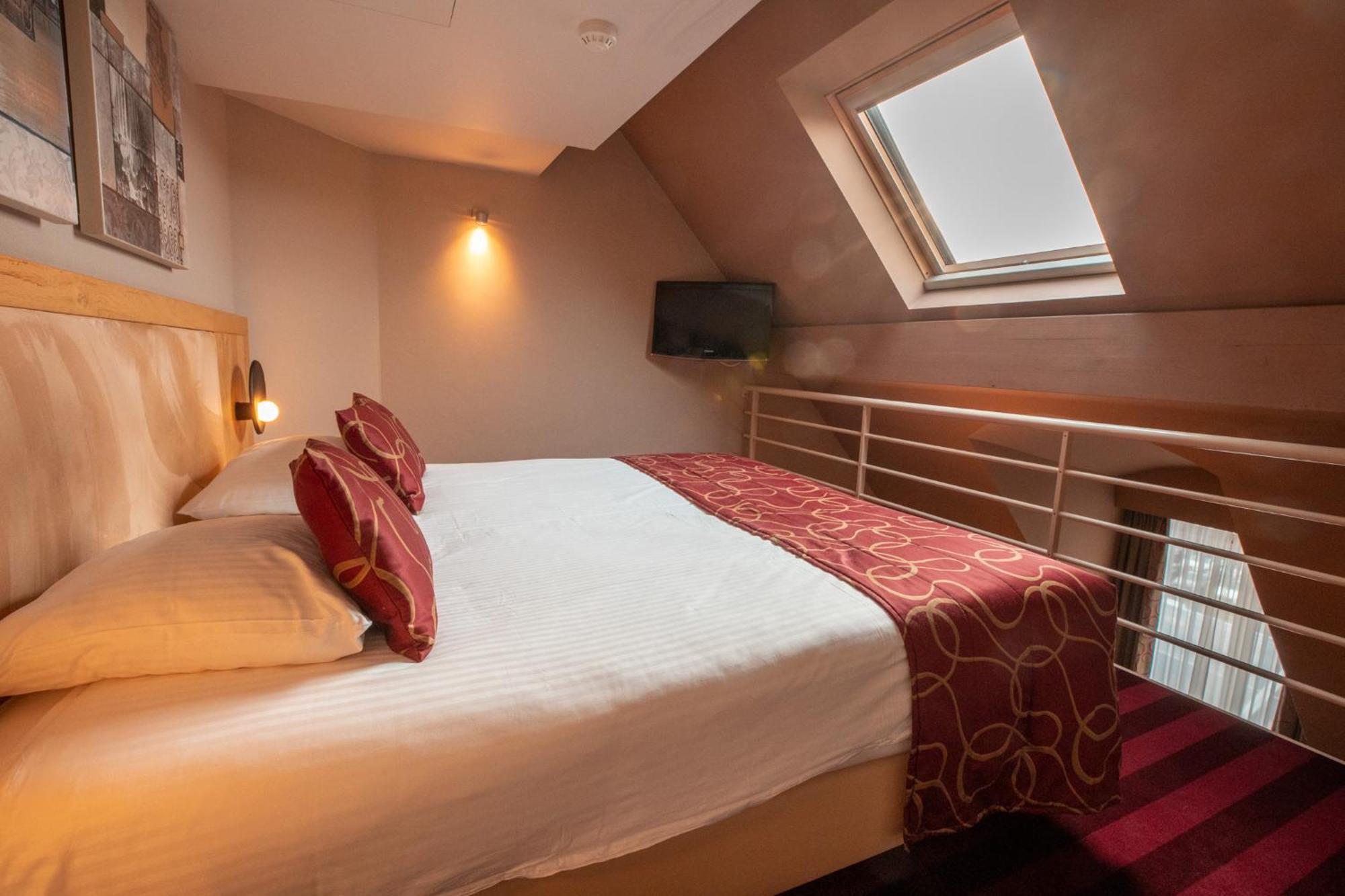 Hotel Verviers Van Der Valk Esterno foto